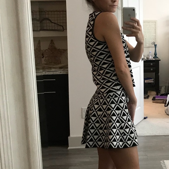 Trina Turk matching set - Picture 3 of 4